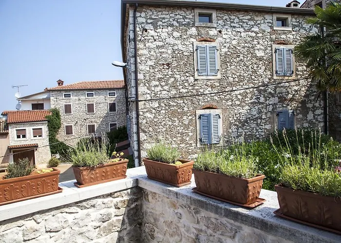 Casa Vecia